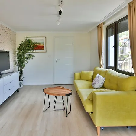 With Garden Close To Beach