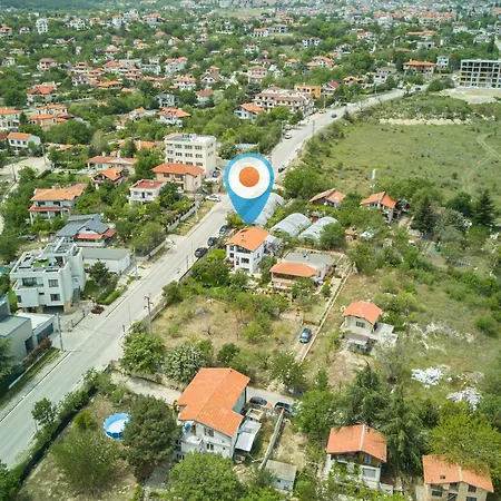 With Garden Close To Beach Varna
